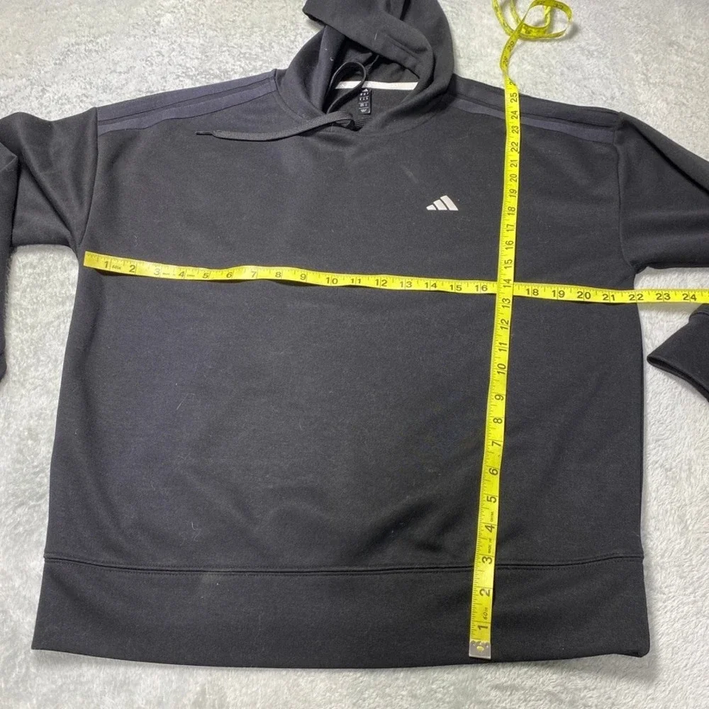 Adidas Men Medium Hoodie Pullover Black Activewear Sporty Logo Long Sleeve